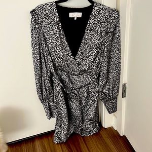 Le’Academie Dress XS